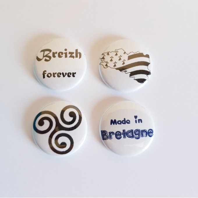 B0618-DI11 Badge Breizh forever